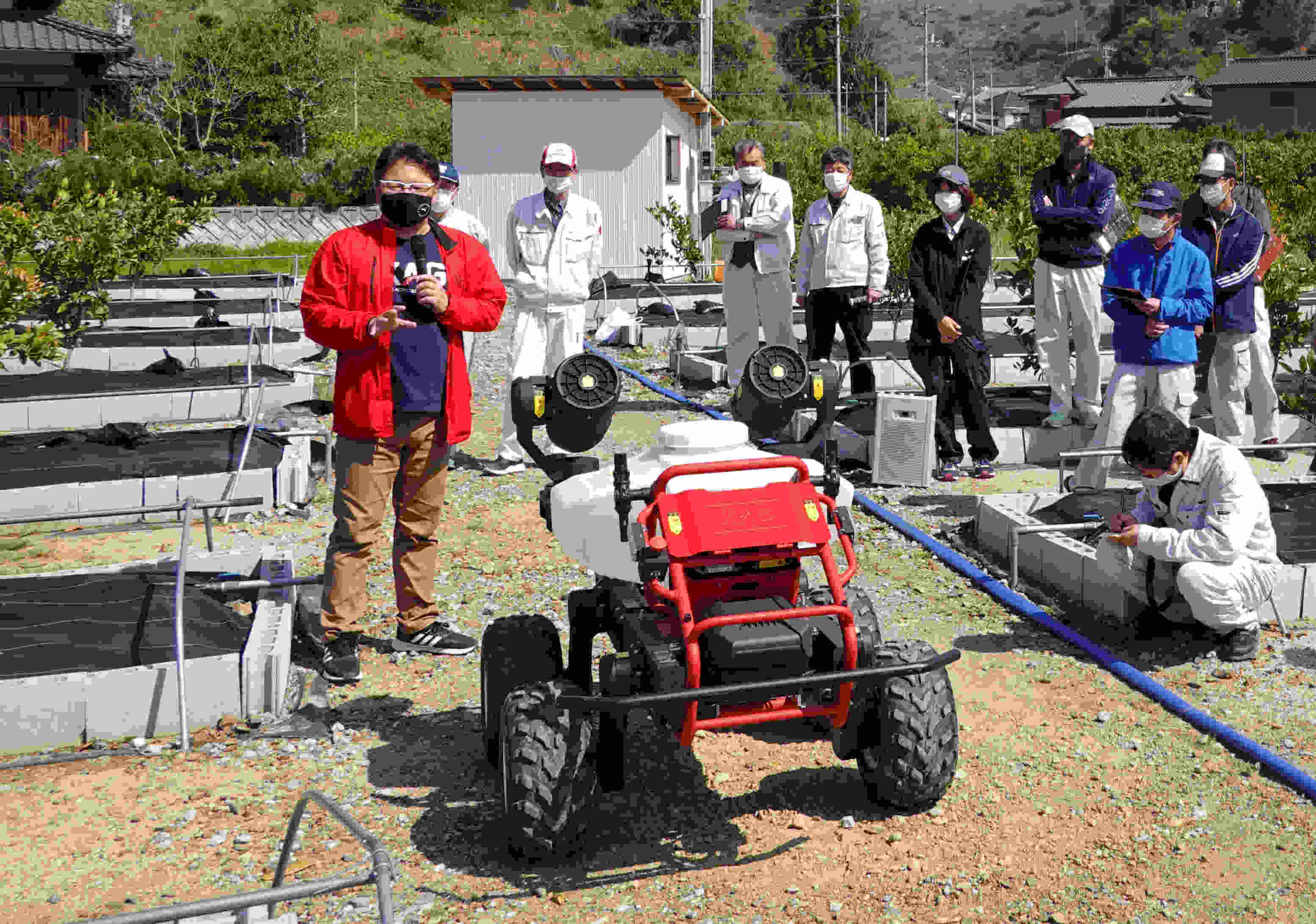 xag r150 ground robot debuts to help japanese farmers overcome aging