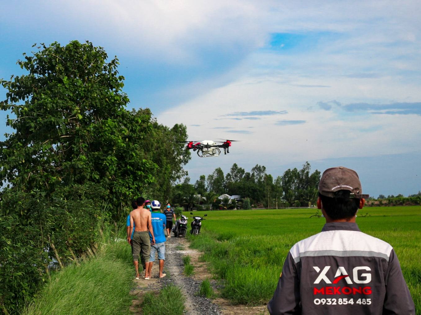 xag promotes drones in vietnam to boost rice farming while cutting fertilizer use