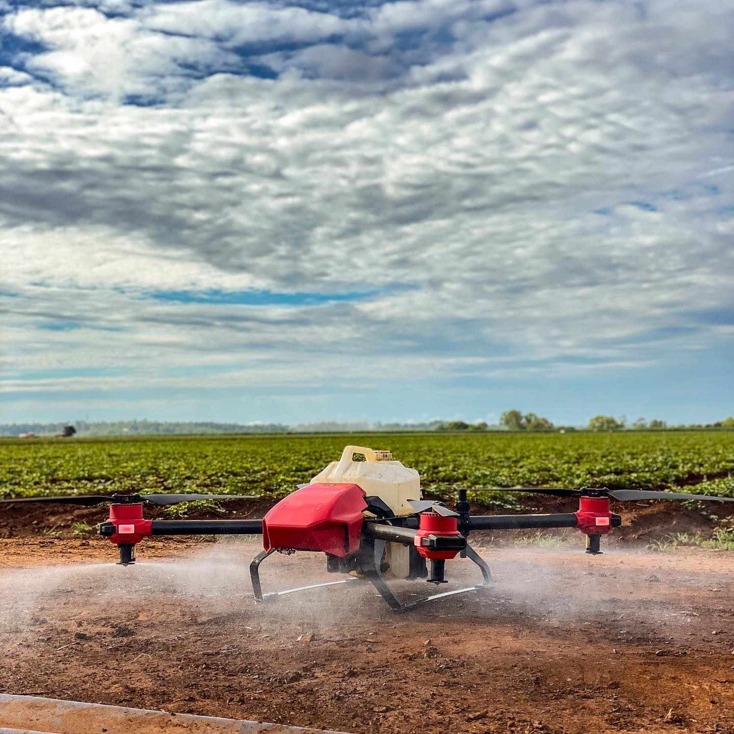 when the sky has cleared up, the xag drone was tested its atomisation spray effect which could reduce use of pesticides and water, therefore helping preserve soil moisture to better handle the dry condition.